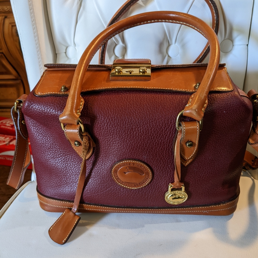 Vintage Dooney Bourke Saddle Doctor's Bag Leather Wine Color